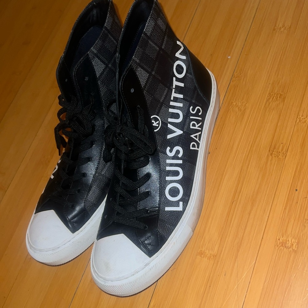 Louis Vuitton leather Damier Graphite high top sneaker